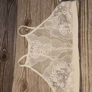 Victoria Secret Body white sheer lace bralette size M